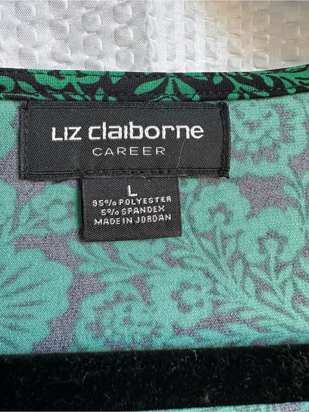 Liz Claiborne Green Printed Wrap-Style Top with Black Pants - Picture 4 of 4